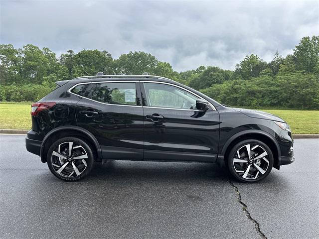 used 2022 Nissan Rogue Sport car, priced at $23,980