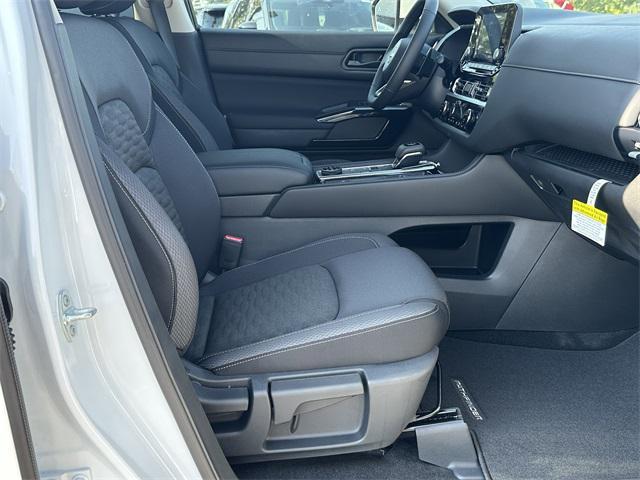 new 2025 Nissan Pathfinder car, priced at $35,610