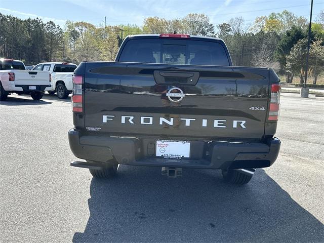 new 2025 Nissan Frontier car, priced at $40,736