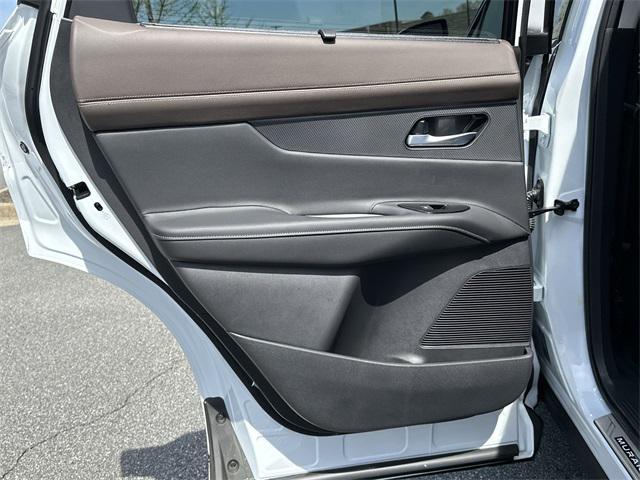 new 2025 Nissan Murano car, priced at $50,678