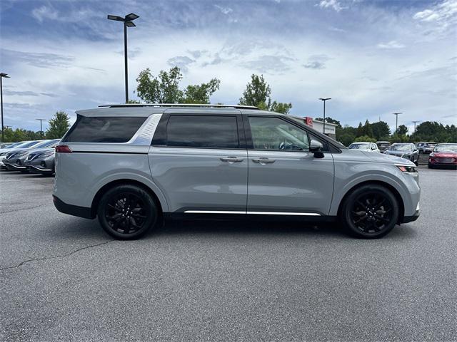 used 2024 Kia Carnival car, priced at $44,981