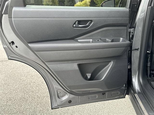 new 2025 Nissan Pathfinder car, priced at $43,393