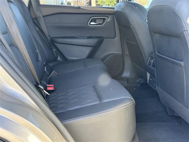 used 2021 Nissan Rogue car, priced at $23,936