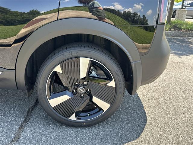 new 2025 Nissan Kicks car, priced at $26,589