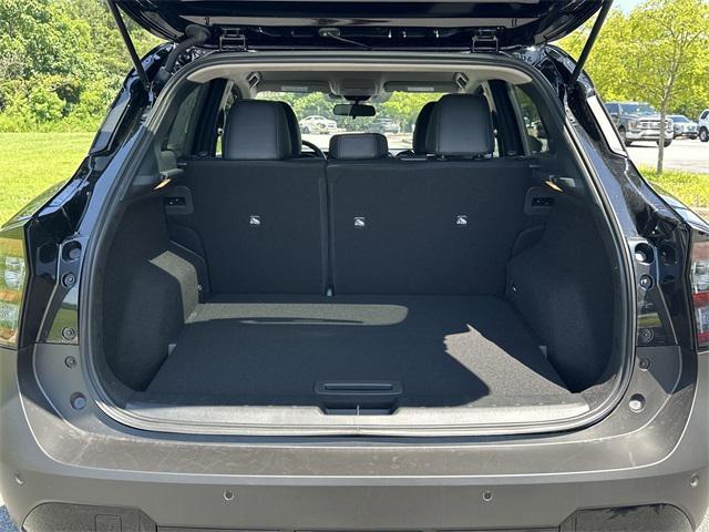 new 2025 Nissan Kicks car, priced at $26,589