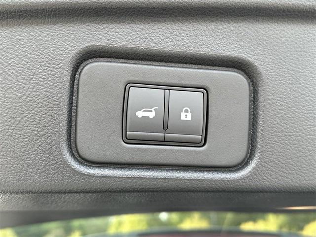 new 2025 Nissan Pathfinder car, priced at $43,178