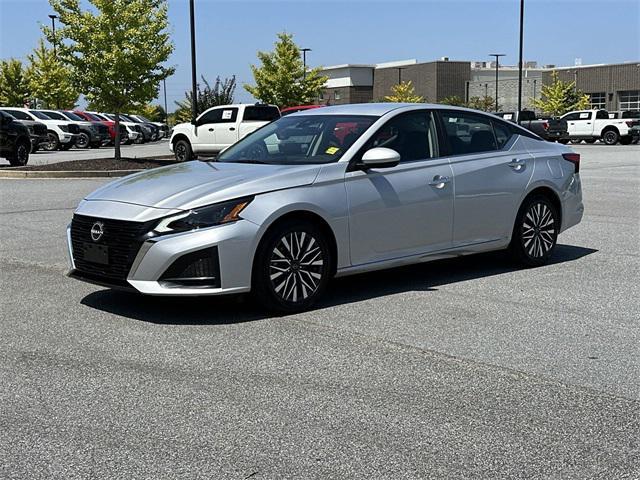 used 2023 Nissan Altima car, priced at $19,708