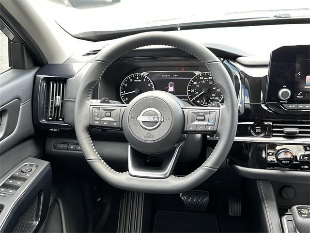new 2025 Nissan Pathfinder car, priced at $40,604