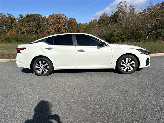 new 2025 Nissan Altima car, priced at $24,644