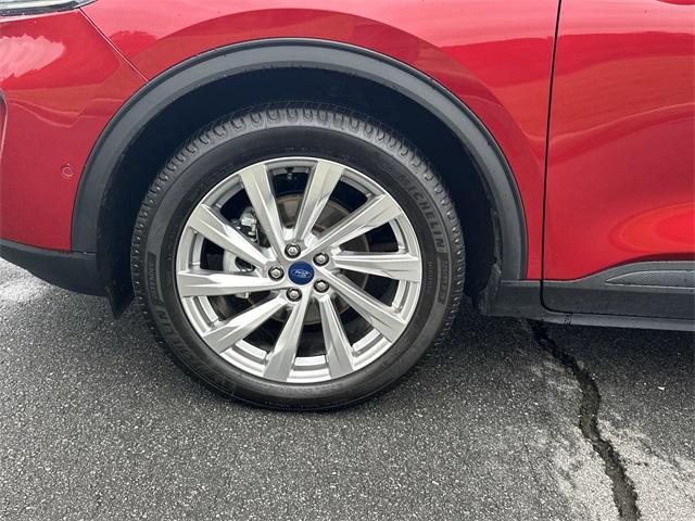 used 2022 Ford Escape car, priced at $23,911