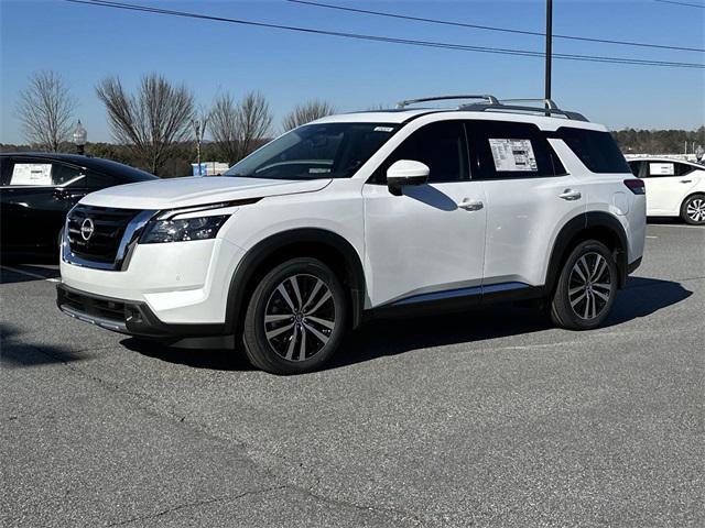 new 2025 Nissan Pathfinder car, priced at $50,439