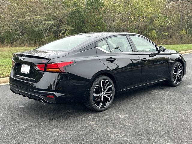 new 2025 Nissan Altima car, priced at $29,501