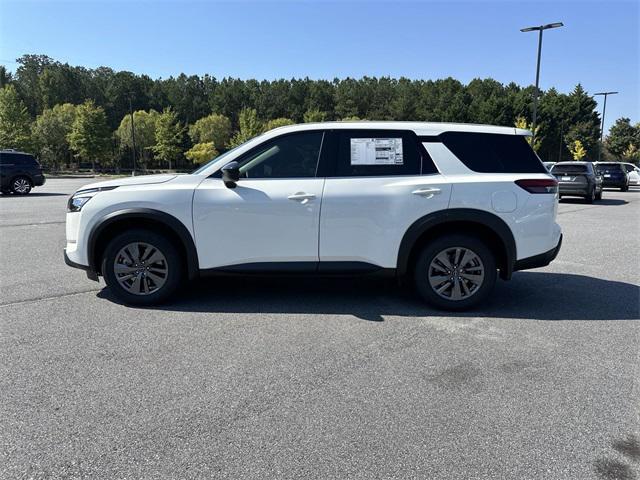 new 2024 Nissan Pathfinder car, priced at $34,532