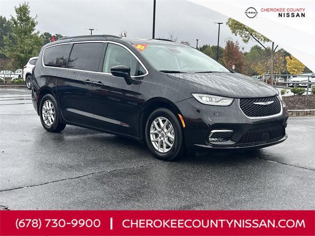 used 2022 Chrysler Pacifica car, priced at $24,811