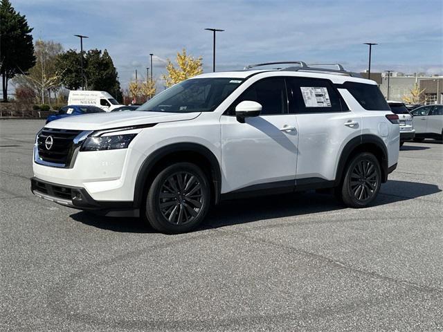 new 2025 Nissan Pathfinder car, priced at $44,593