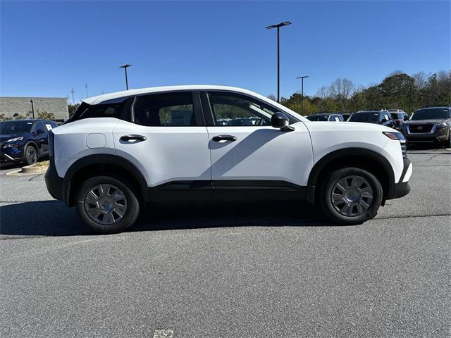 new 2025 Nissan Kicks car, priced at $22,628