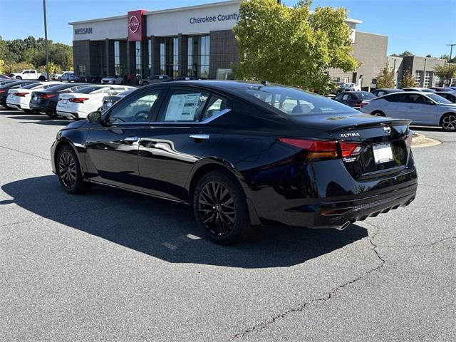 new 2025 Nissan Altima car, priced at $26,195