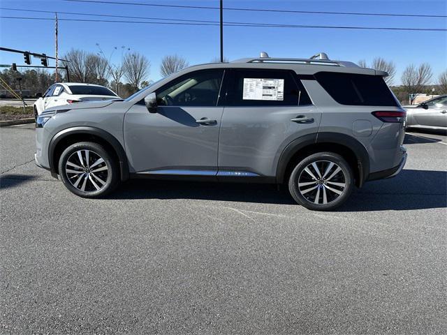 new 2025 Nissan Pathfinder car, priced at $50,213