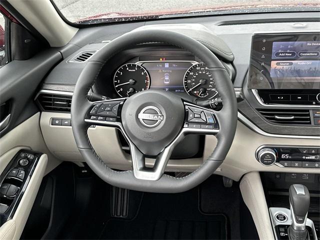 new 2025 Nissan Altima car, priced at $32,085