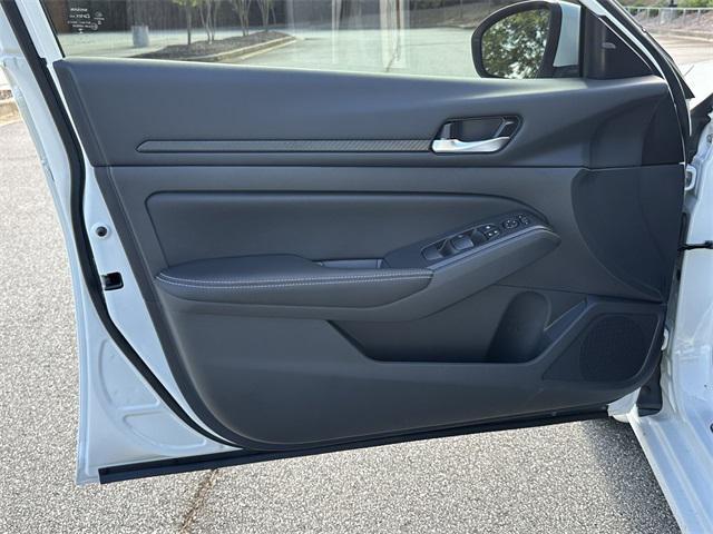 new 2025 Nissan Altima car, priced at $28,051