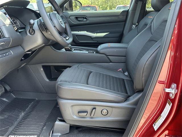 new 2025 Nissan Pathfinder car, priced at $43,316