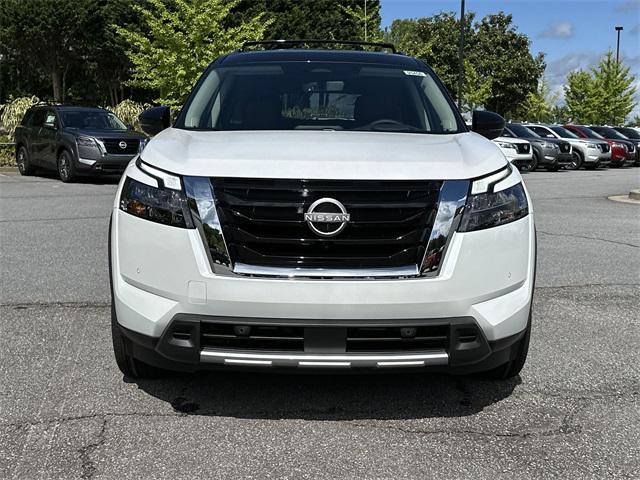 new 2025 Nissan Pathfinder car, priced at $51,172