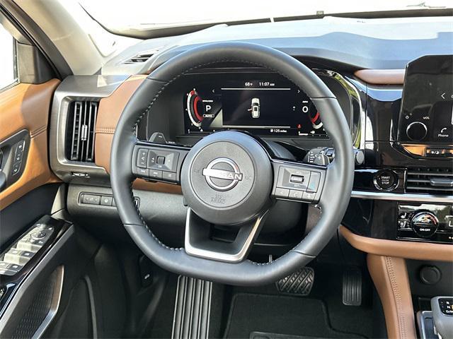 new 2025 Nissan Pathfinder car, priced at $51,172
