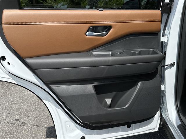 new 2025 Nissan Pathfinder car, priced at $51,172