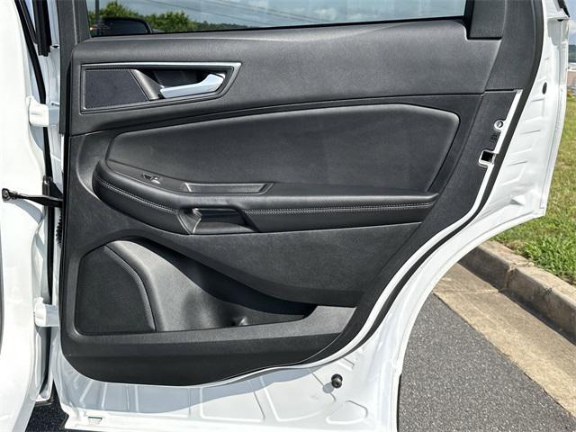 used 2024 Ford Edge car, priced at $27,507