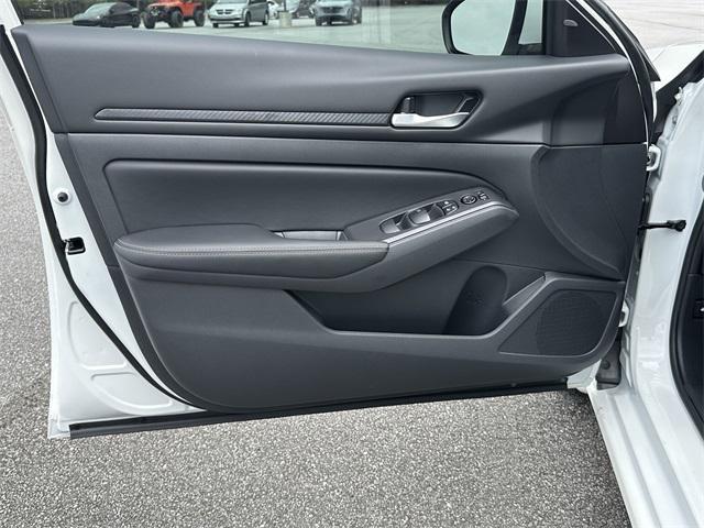 new 2025 Nissan Altima car, priced at $28,782