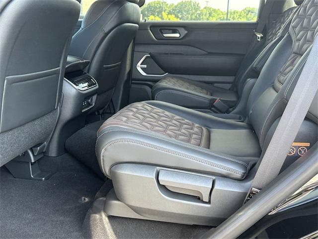 new 2025 Nissan Armada car, priced at $67,406