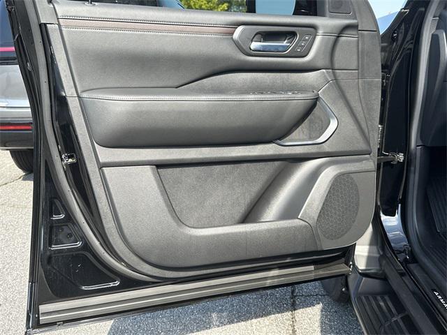 new 2025 Nissan Armada car, priced at $67,406