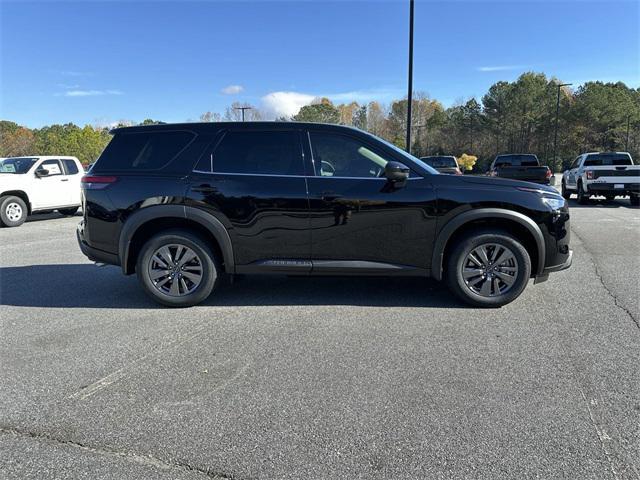 new 2025 Nissan Pathfinder car, priced at $38,510