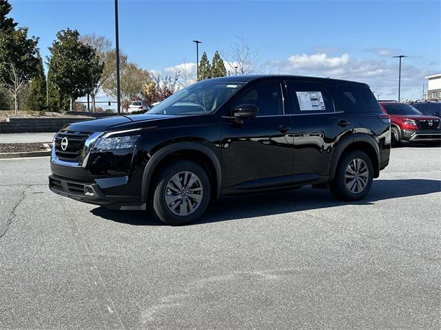 new 2025 Nissan Pathfinder car, priced at $38,510