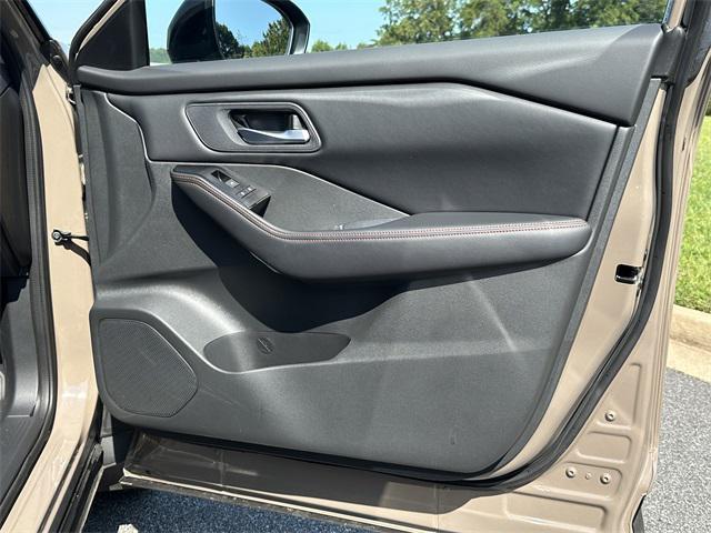 used 2025 Nissan Rogue car, priced at $32,398
