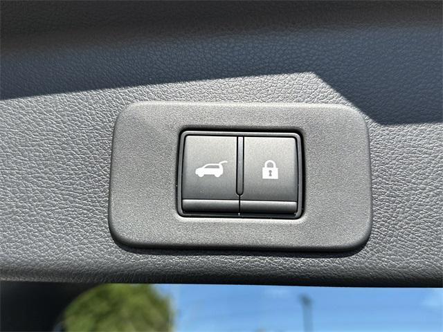 new 2025 Nissan Murano car, priced at $45,638