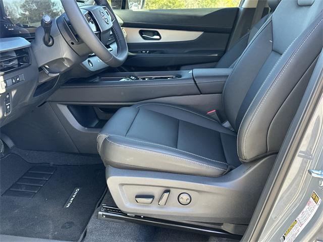 new 2025 Nissan Murano car, priced at $45,638