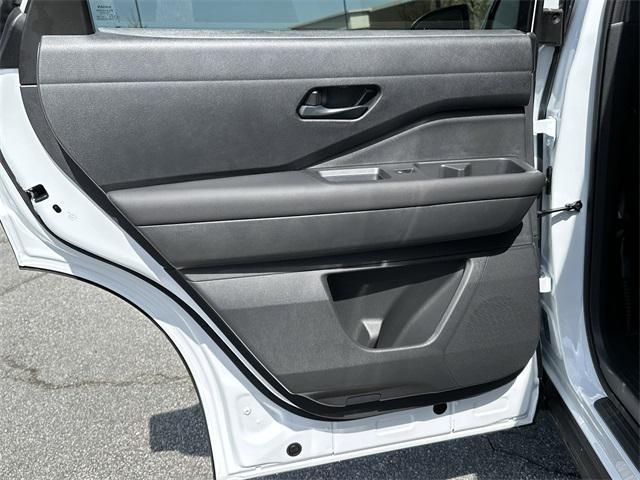 new 2025 Nissan Pathfinder car, priced at $43,237