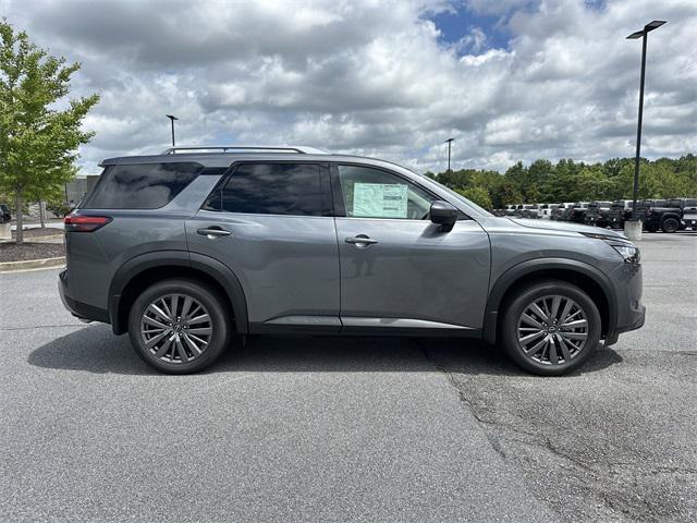 new 2025 Nissan Pathfinder car, priced at $42,863
