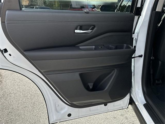 new 2025 Nissan Pathfinder car, priced at $48,784