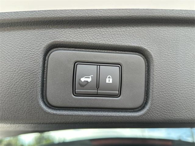 new 2025 Nissan Pathfinder car, priced at $48,784