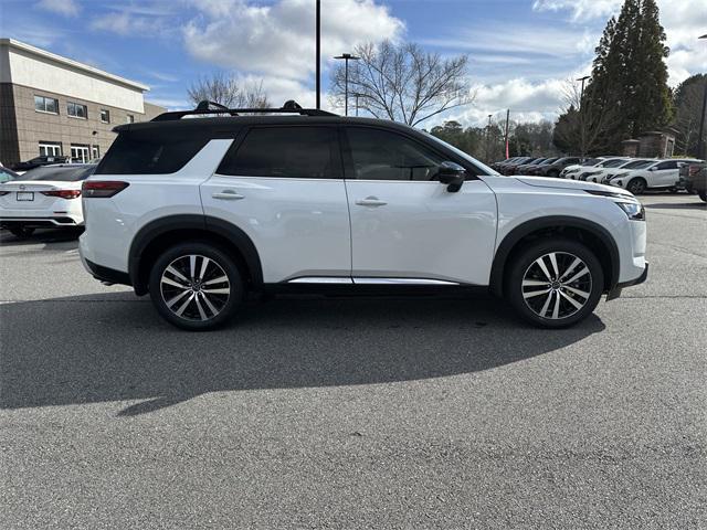 new 2025 Nissan Pathfinder car, priced at $48,284