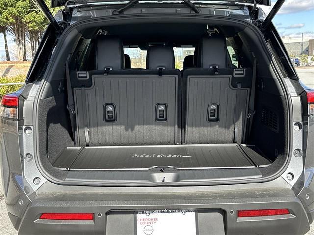 new 2025 Nissan Pathfinder car, priced at $44,413