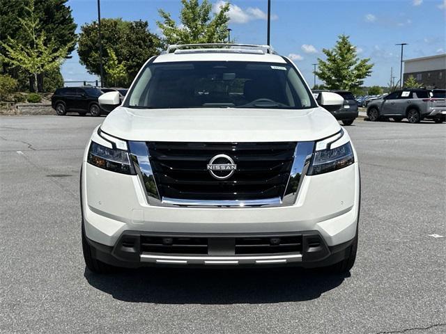 new 2024 Nissan Pathfinder car, priced at $51,825