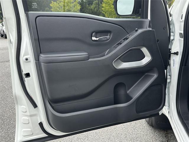 new 2025 Nissan Frontier car, priced at $36,955