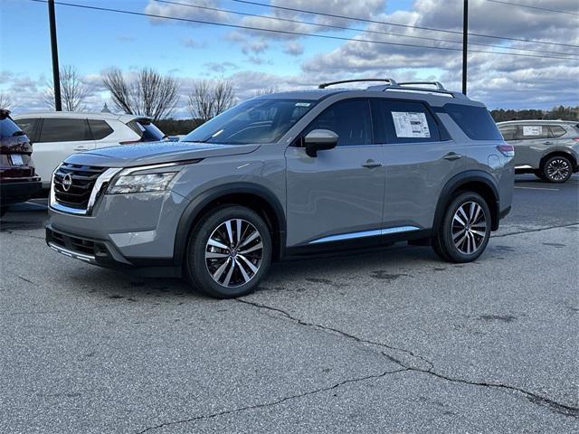 new 2025 Nissan Pathfinder car, priced at $50,213