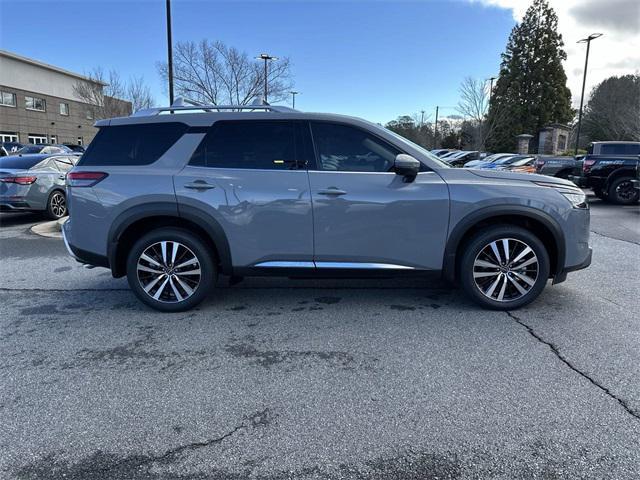 new 2025 Nissan Pathfinder car, priced at $50,213