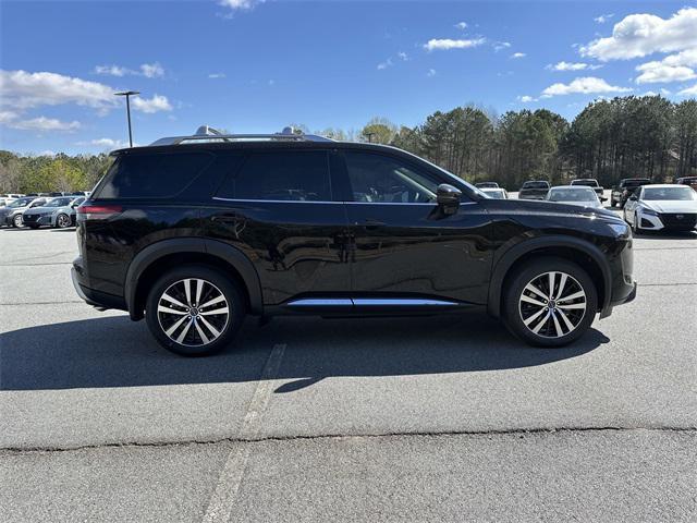 new 2025 Nissan Pathfinder car, priced at $48,496