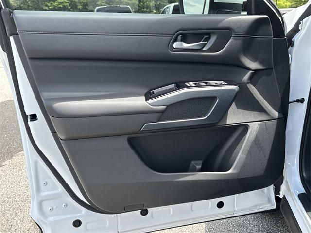 new 2025 Nissan Pathfinder car, priced at $46,857