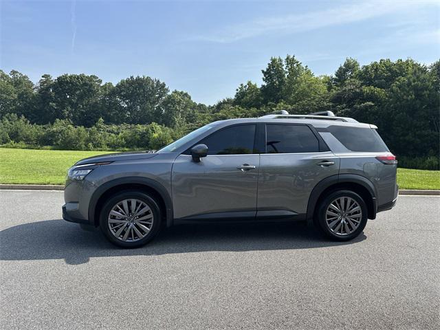 used 2025 Nissan Pathfinder car, priced at $44,518